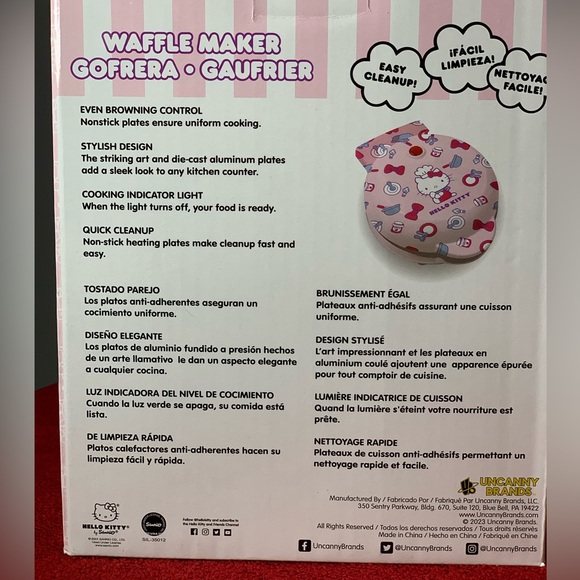 Hello kitty Sanrio Waffle Maker - Picture 4 of 4